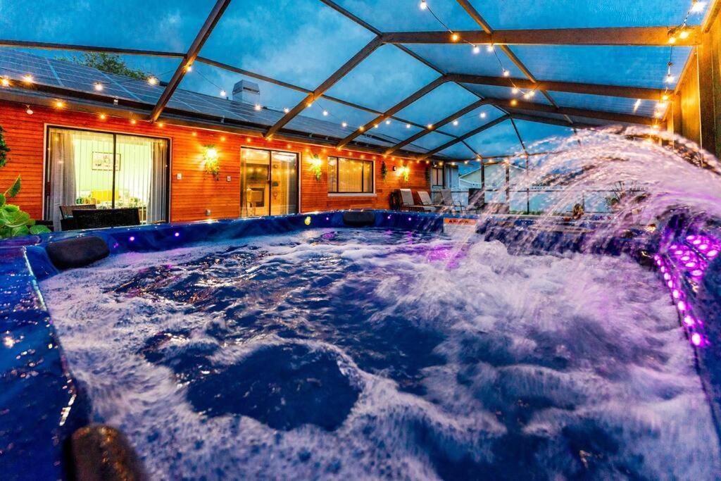 The Pelican/Pool/Hottub/Gameroom Brandon Ngoại thất bức ảnh